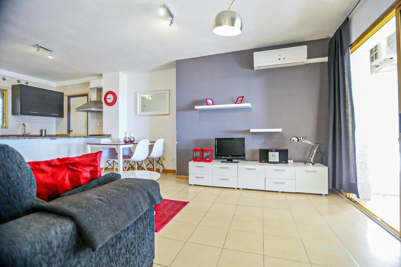 דירות קמברילס Litoral Costa Dorada - Playmar Only Families