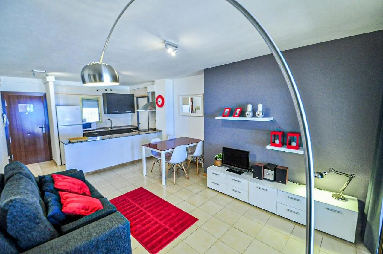 דירות קמברילס Litoral Costa Dorada - Playmar Only Families