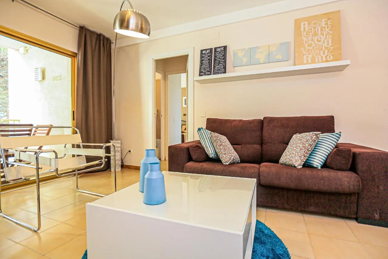 דירות קמברילס Litoral Costa Dorada - Playmar Only Families ספרד